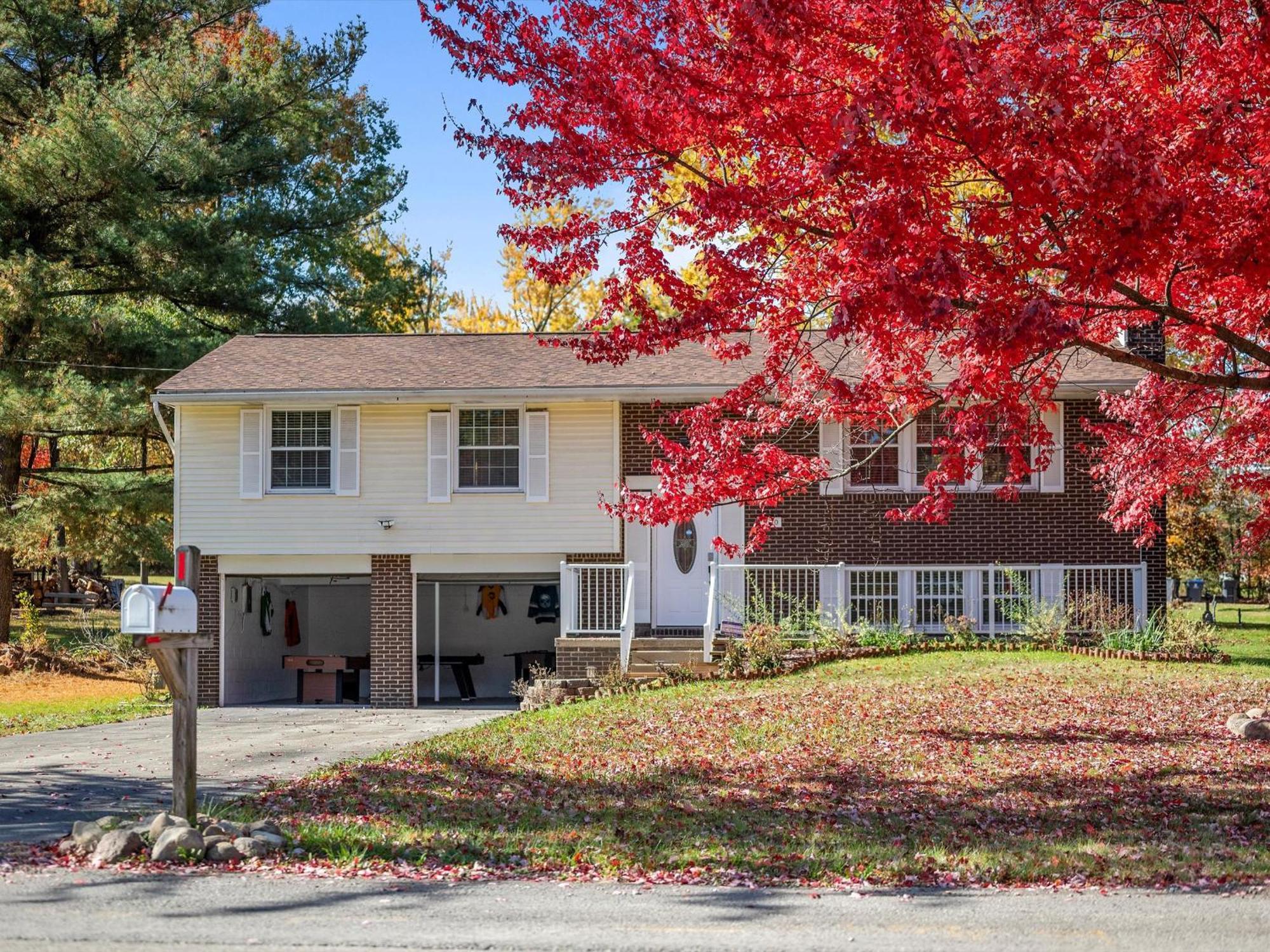 Modern And Accessible 5 Bedroom Home In Cranberry, Pittsburg With Game Room クランベリー・タウンシップ エクステリア 写真