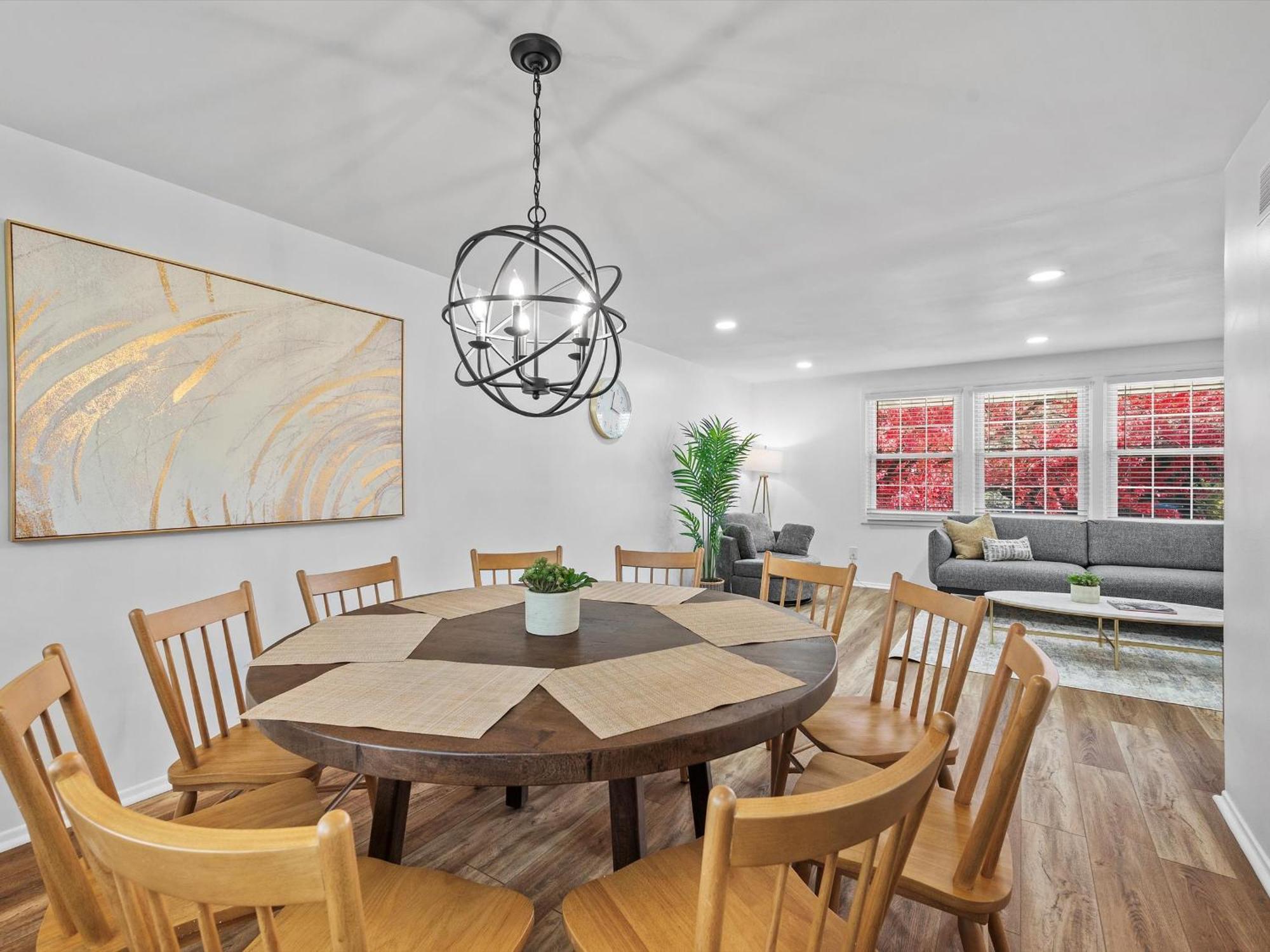 Modern And Accessible 5 Bedroom Home In Cranberry, Pittsburg With Game Room クランベリー・タウンシップ エクステリア 写真